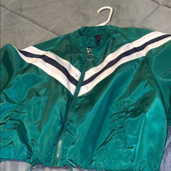 Cropped jacket - Picture 1 of 1